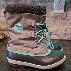 Kids Sorel winter boots